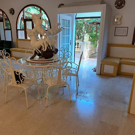 Flora Casa di campagna